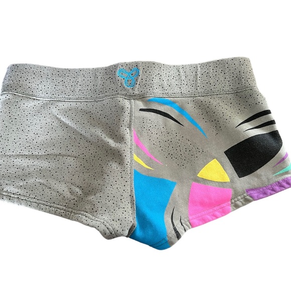 Shorts - TNA - Picture 2 of 4